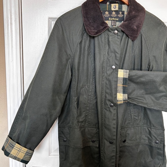 Barbour Beadnell® Waxed Jacket Sage Tartan - Picture 6 of 16